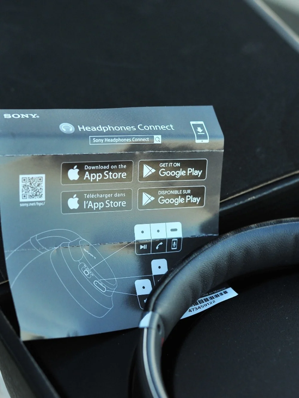 Sony Headphones Connect Noice Canceling in Black